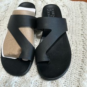 Naturalizer Womens Genn-Bolt Faux Leather Slip On Slide Sandals Size 8